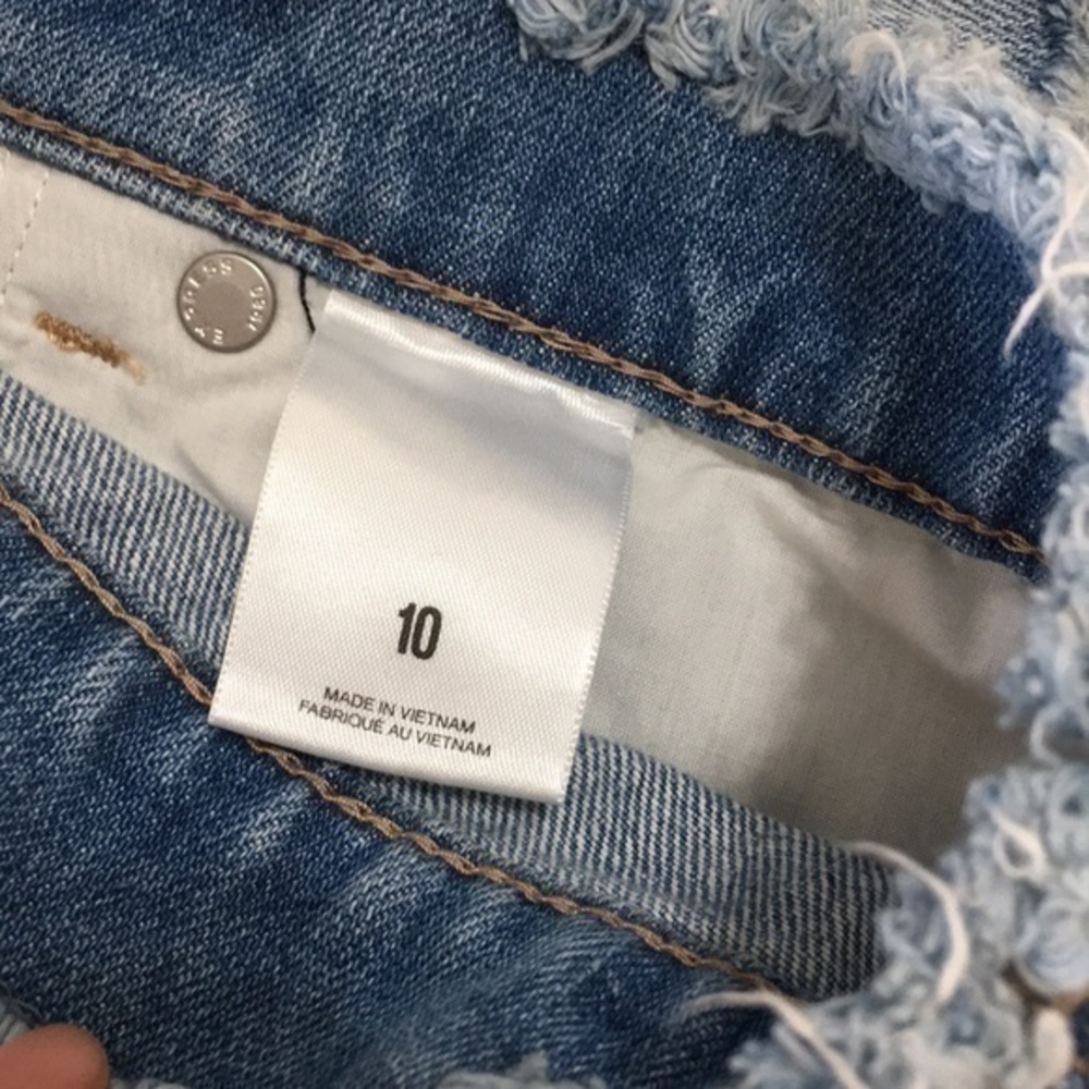 Express distressed denim mini skirt size 10 - Picture 6 of 9
